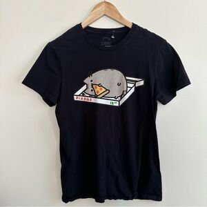 PUSHEEN CAT in pizza box graphic tee XS